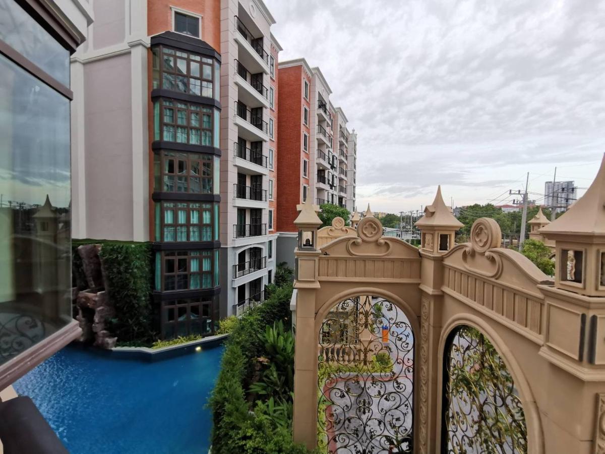 Espana Condo Resort Pantai Jomtien Bagian luar foto